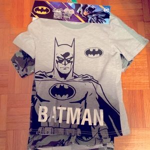 New Two Pack 5T Batman short sleeve T-Shirt set